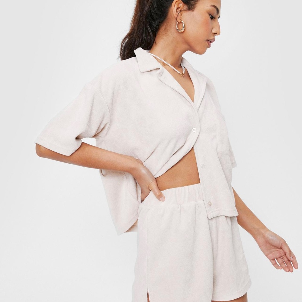 NASTY GAL Terry cloth set shorts and button down